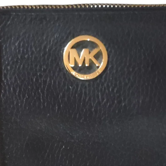 Michael Kors Fulton Crossbody Pebbled Black Leather Bag - FLAWED See Description - Picture 2 of 14
